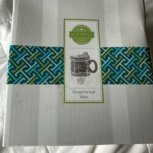 Never opened Scentsy Gingerbread Man night light